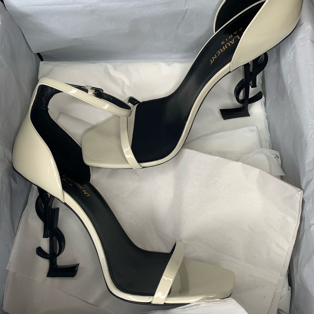 Yves Saint Laurent Opyum Heel